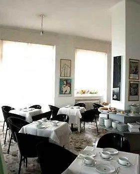Hotell Firenze Ospedaletti