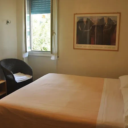 Hotell Firenze Ospedaletti
